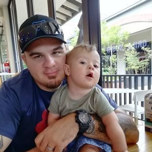 Meet your Posher, Gert